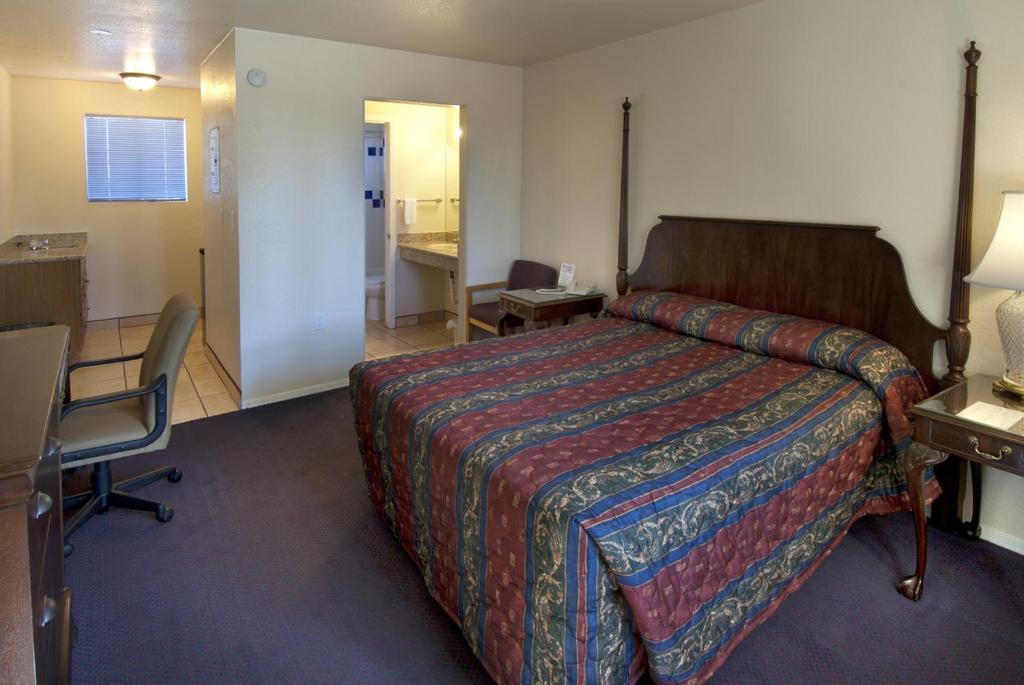 American Executive Inn Mesa Room photo