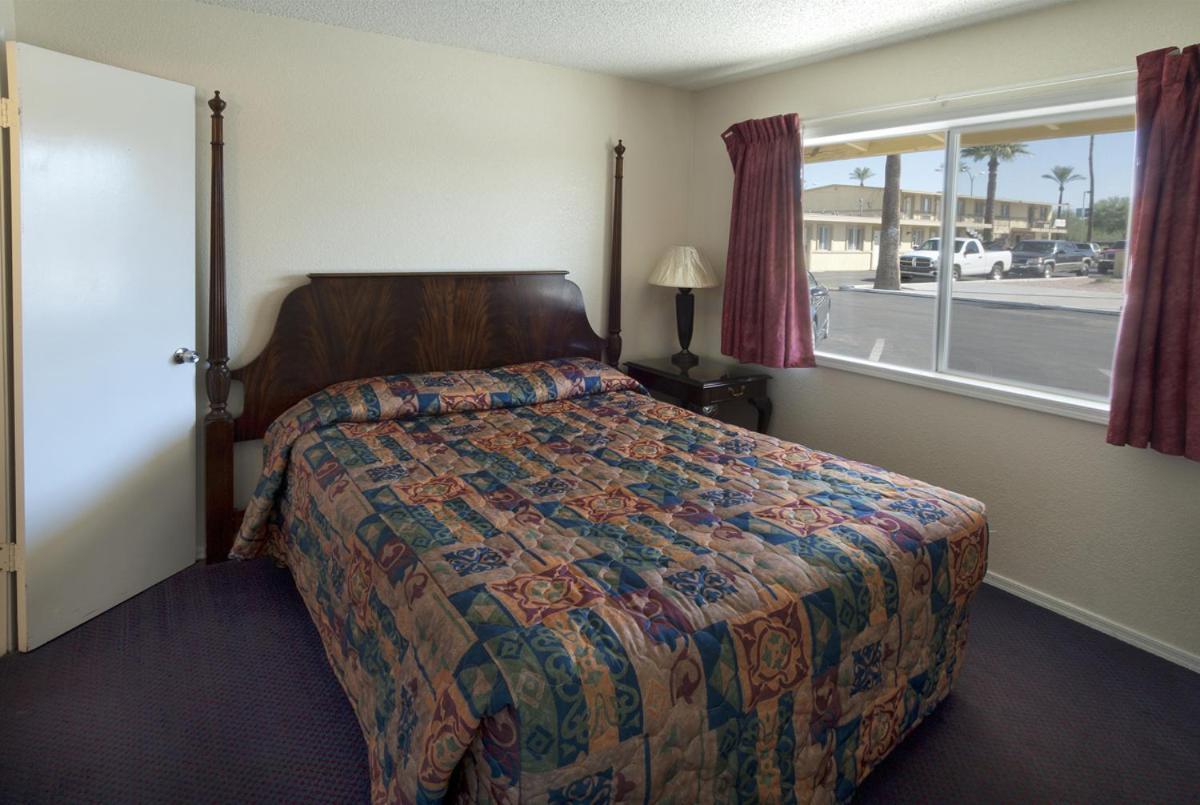 American Executive Inn Mesa Exterior photo