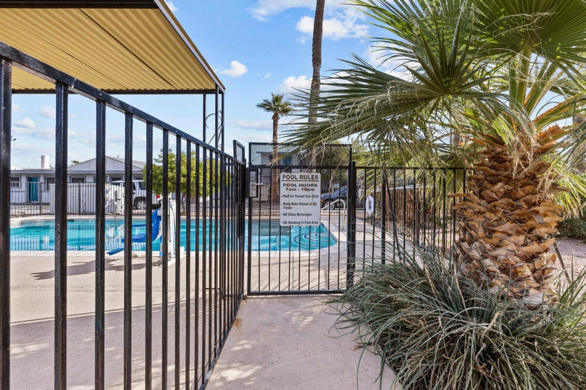 American Executive Inn Mesa Exterior photo