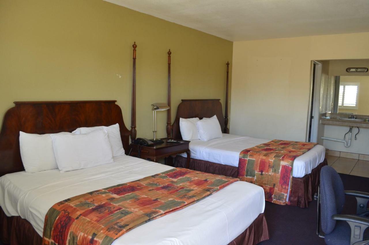 American Executive Inn Mesa Exterior photo